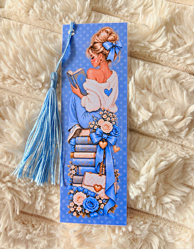 Blue floral girl reading - blue,