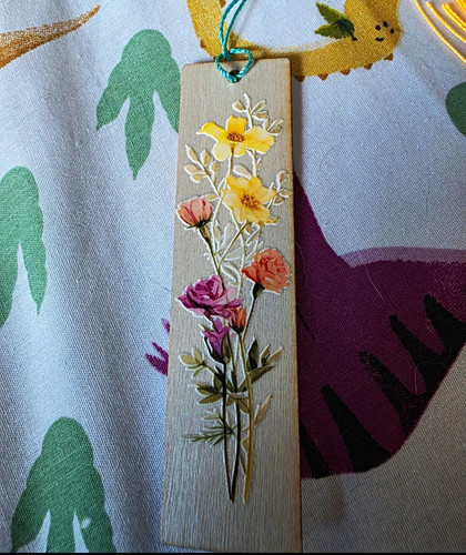 Floral wooden bookmark - wooden,