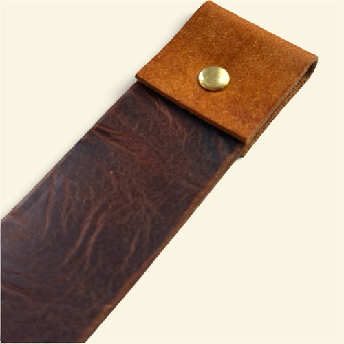 Full grain leather bookmark - full,